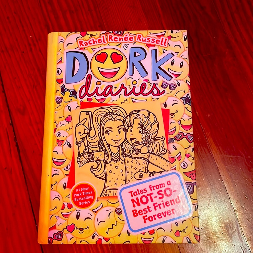 Kids Graphic Novel book Dork Diaries book #14
